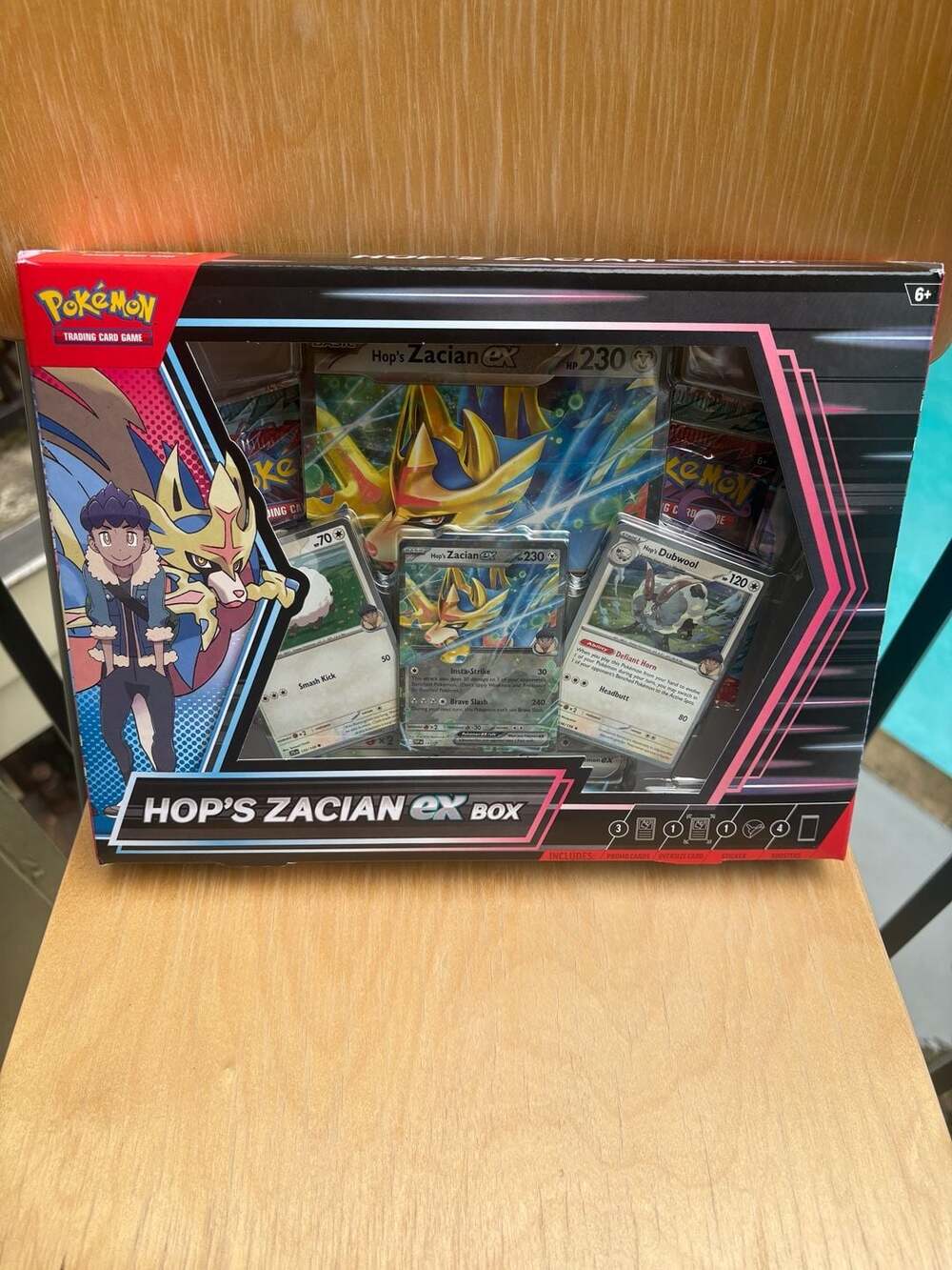 Pokemon Trading Card Game Hop's Zacian ex Box